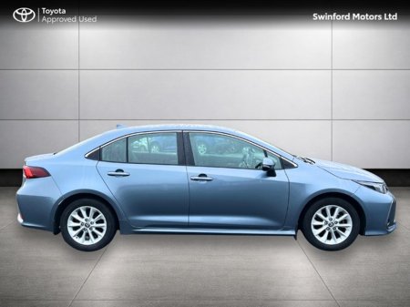 2023 Toyota Corolla LUNA 4DR AUTO €26,950 thumbnail