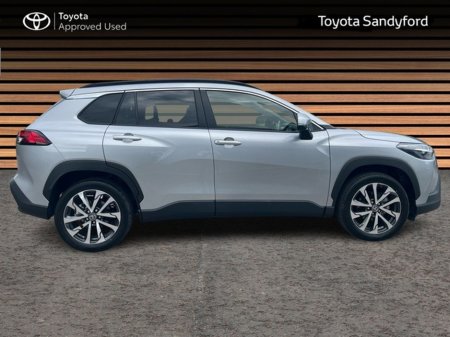 2025 Toyota Corolla Cross - thumbnail 3