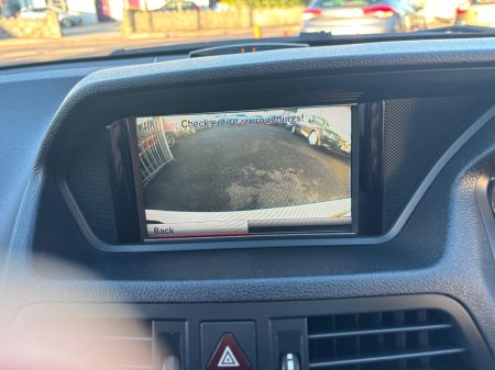 2013 Mercedes-Benz E Class E220 CDI BLUE EFFICIENCY SPORT 2DR AUTO €13,950