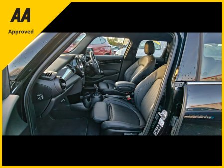 2023 MINI Cooper 2023 Auto Exclusive 5 Door 37369kms €28,950 thumbnail