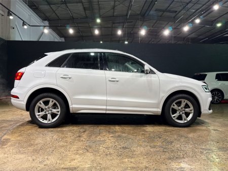 2017 Audi Q3 1.4 TFSI - AUTOMATIC - ALLOY WHEELS - ELECTRIC TAILGATE - MULTI FUNCTION STEERING WHEEL - CRUISE CONTROL - REVERSE CAMERA €18,950 thumbnail