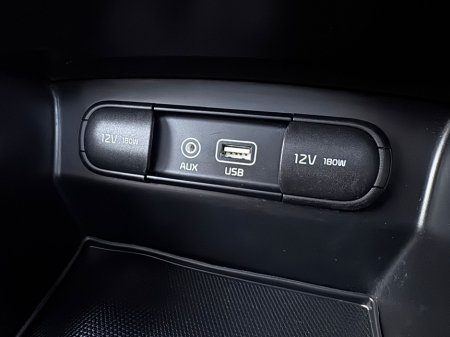 2017 Kia Sorento - thumbnail 37