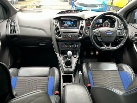 2016 Ford Focus MCA ST2 2.0 TDCI 180PS M6 FWD 4DR €17,950 thumbnail