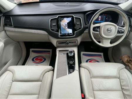 2023 Volvo XC90 - thumbnail 6