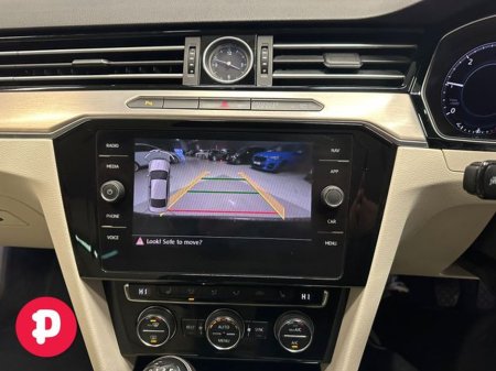 2018 Volkswagen Passat Highline 1.6TDI 120HP 4DR - Straight Sale Discount €19,950 thumbnail