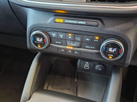 2023 Ford Kuga - thumbnail 12