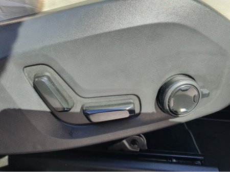 2019 Volvo XC90 - thumbnail 37