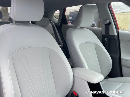 2024 Hyundai Kona EV Elegance 48kWh €25,950 thumbnail