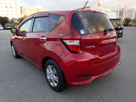 2017 Nissan Note - thumbnail 3