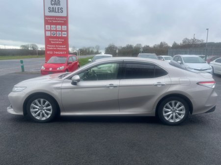 2019 Toyota Camry - thumbnail 4