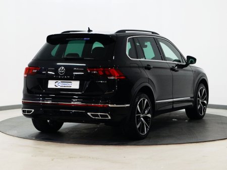 2023 Volkswagen Tiguan - photo 3