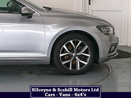 2022 Volkswagen Passat - thumbnail 29