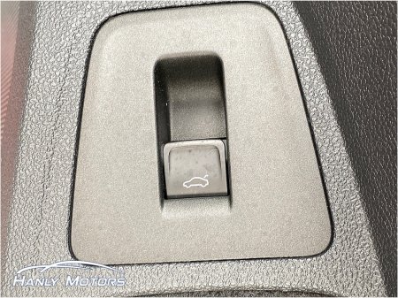 2017 Volkswagen Tiguan - thumbnail 28