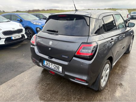 2024 Suzuki Swift 1.2 HYBRID MOTION 5DR €20,999 thumbnail