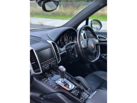 2012 Porsche Cayenne 3.0 V6 5DR 2ST €21,995 thumbnail