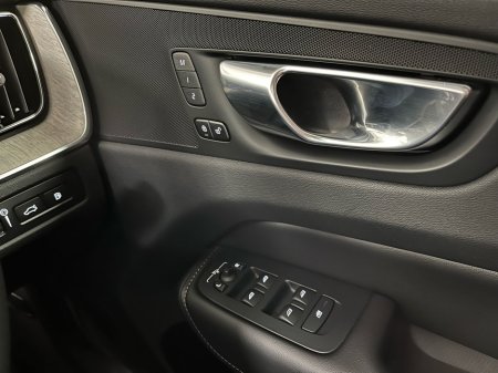 2022 Volvo XC60 T6 Inscription PHEV 340BHP - HUGE SPEC - Reversing Camera - Panoramic Sunroof - Sat Nav - Climate Control - Electric Heated Memory Seats - Keyless Start - Apple CarPlay/Android Auto €48,750