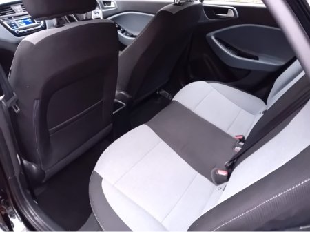 2016 Hyundai i20 1.2i DELUXE 1 OWNER ONLY 93 KLMS @ REDDY2DRIVE LTD €10,995 thumbnail