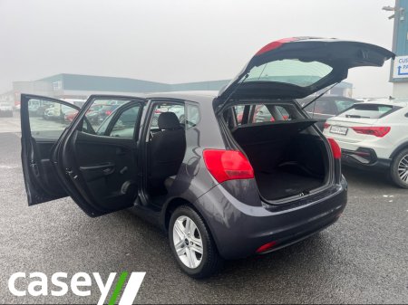 2016 Kia Venga PETROL L 5DR €8,950 thumbnail