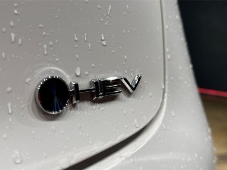 2024 Toyota Prius 1.8 HYBRID - NEW MODEL - CRUISE CONTROL - REVERSE CAMERA - MULTI FUNCTION STEERING WHEEL - €31,950 thumbnail