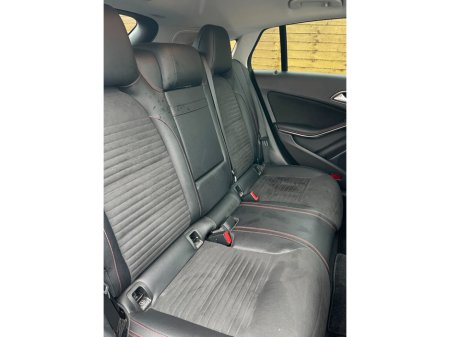 2018 Mercedes-Benz CLA Class - thumbnail 8