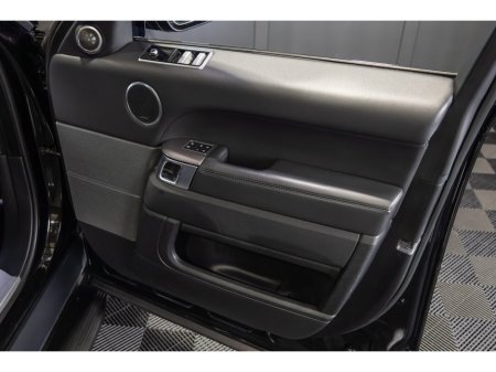 2019 Land Rover Range Rover Sport 2.0 Si4 PHEV 404 PS 4WD Auto HSE €38,211 thumbnail