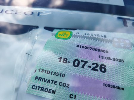 2013 Citroen C1 - thumbnail 8