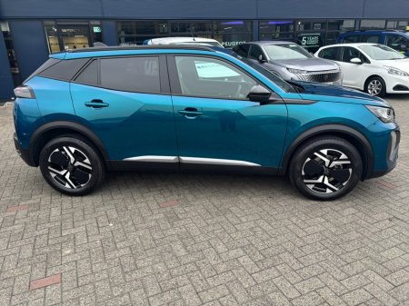 2025 Peugeot 2008  €31,950