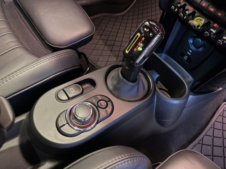 2024 MINI Hatch LEVEL 3 COOPER S=PAN ROOF//LOW MILES//AS NEW=FULL MINI SERVICE HISTORY=TAILORED FINANCE PACKAGES AVAILABLE=TRADE IN’S WELCOME €25,995 thumbnail