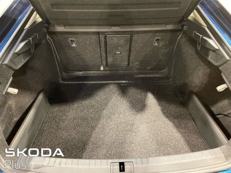 2023 Skoda Octavia - thumbnail 9