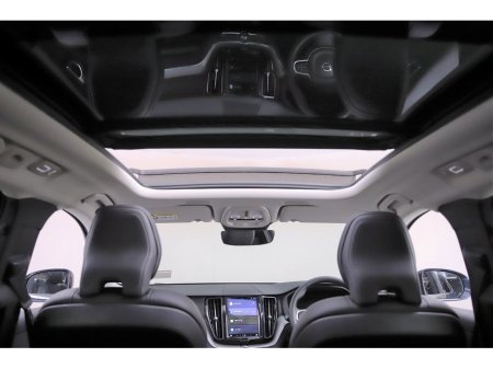 2023 Volvo XC60 - thumbnail 18