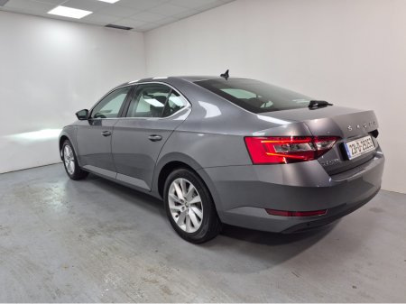 2023 Skoda Superb AMBITION 2.0 TDI 150HP 5DR €28,950 thumbnail