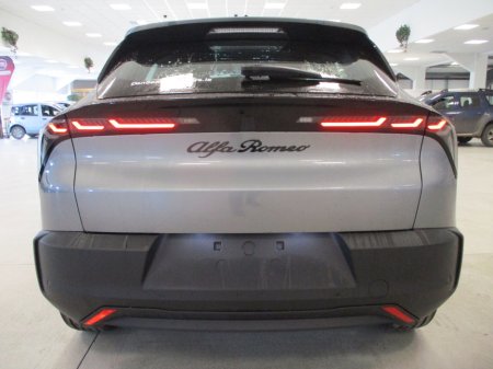 2026 Alfa Romeo Junior 54kwh Elettrica 156bhp €35,995 thumbnail