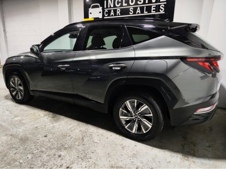 2022 Hyundai Tucson 1.6 PETROL 2TONE HEV AUTO AUTOMATIC €25,995 thumbnail