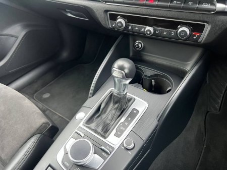 2018 Audi A3 - thumbnail 11