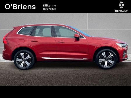 2023 Volvo XC60 - thumbnail 6