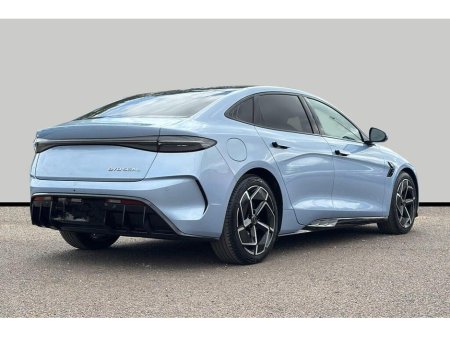 2024 BYD Seal DESIGN RWD 4DR A €35,995