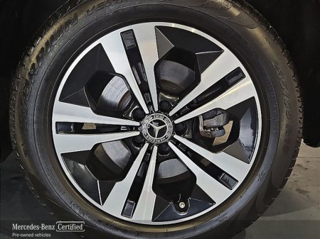 2025 Mercedes-Benz GLB - thumbnail 5