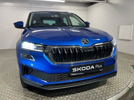 2025 Skoda Karoq Selection DSG 1.5TSI 150BHP - Reversing Camera - Climate Control - Cruise Control - Auto Lights/Wipers - Apple CarPlay/Android Auto €40,950 thumbnail
