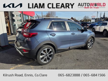 2024 Kia Stonic - thumbnail 3