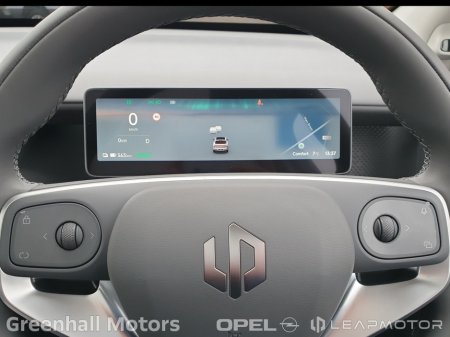 2026 Leapmotor B10 B10 Design €36,955 thumbnail