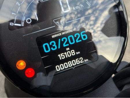 2022 Triumph Trident - thumbnail 9