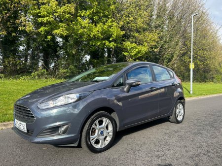 2015 Ford Fiesta - thumbnail 6