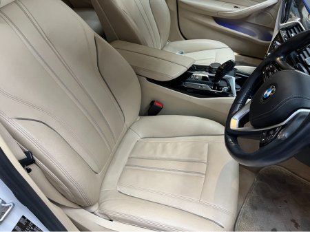 2017 BMW 5 Series - thumbnail 12