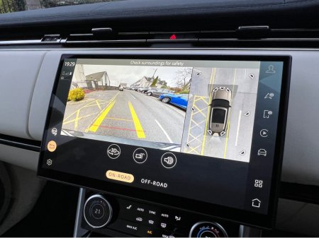 2023 Land Rover Range Rover - thumbnail 23