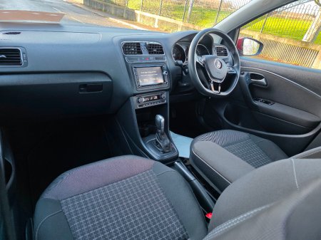 2015 Volkswagen Polo Auto €10,950 thumbnail