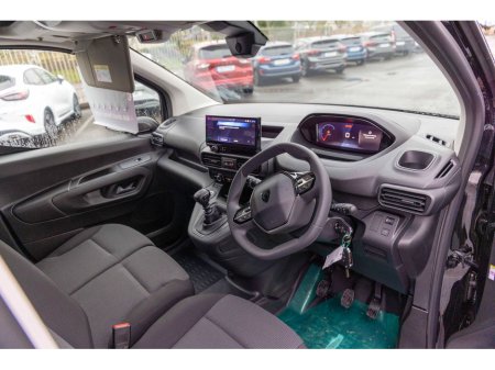 2026 Peugeot Partner 2026 - PRE REG OFFER - PARTNER PRO PLUS1.5 HDI 100 65 €22,750 thumbnail