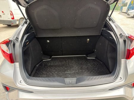 2018 Toyota C-HR - thumbnail 10