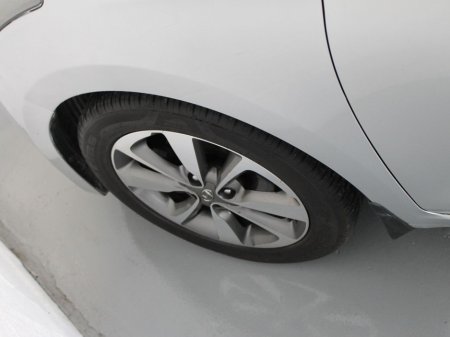 2015 Hyundai i20 - thumbnail 29