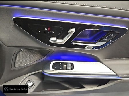 2026 Mercedes-Benz CLE 220D AMG with Sunroof/Spoiler/Sunroof €83,865 thumbnail