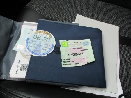 2019 Peugeot 5008 - thumbnail 13